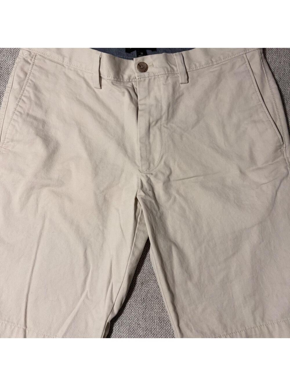 Banana Republic Khaki Chino Shorts — Size 31